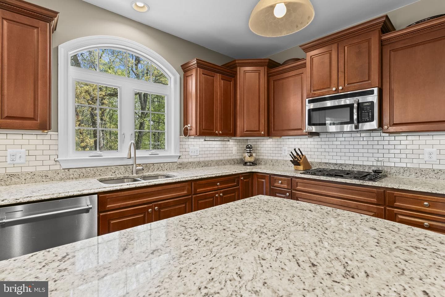 1905 Resting Ridge Lane photo 18