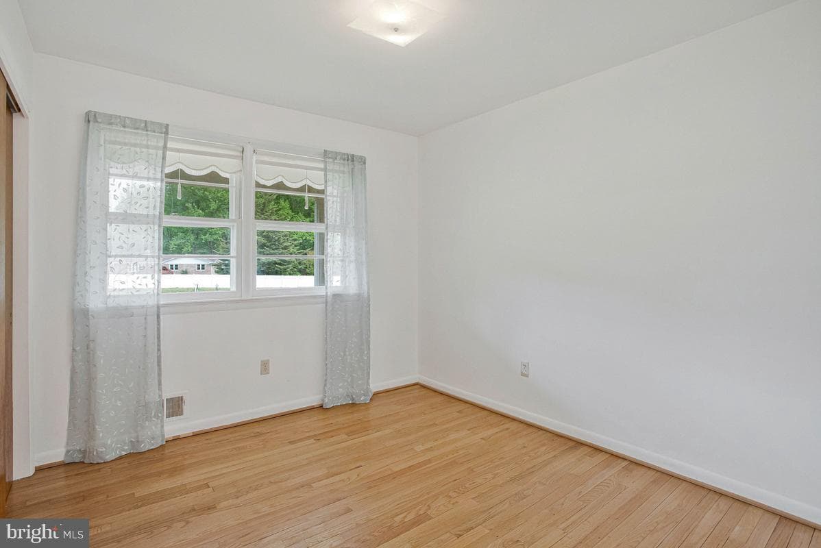 10700 Ward Road photo 15