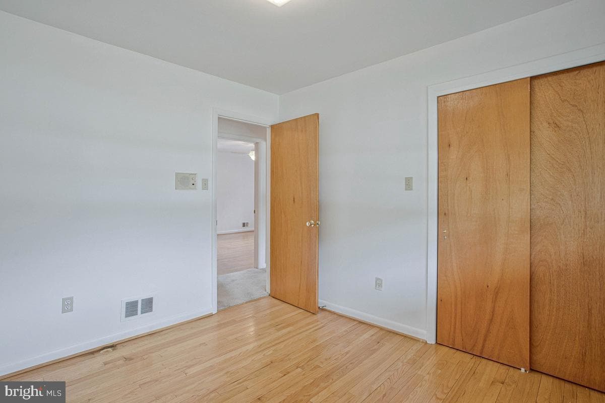 10700 Ward Road photo 16