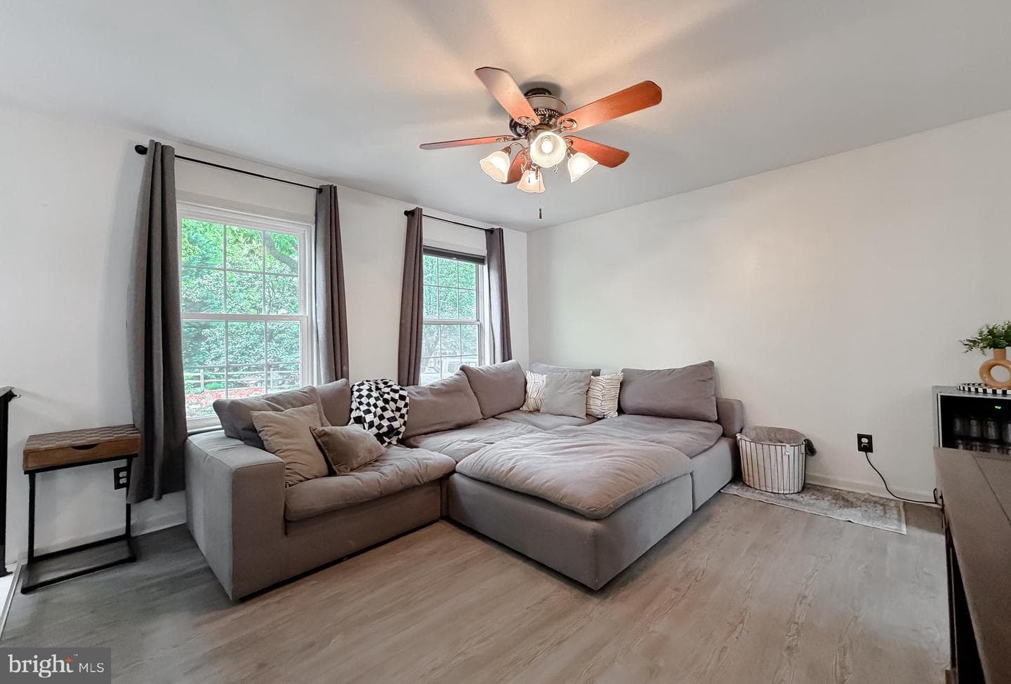 605 Mermaid Court photo 4