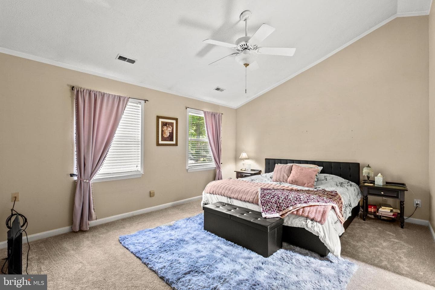 667 San Gabriel Road photo 16