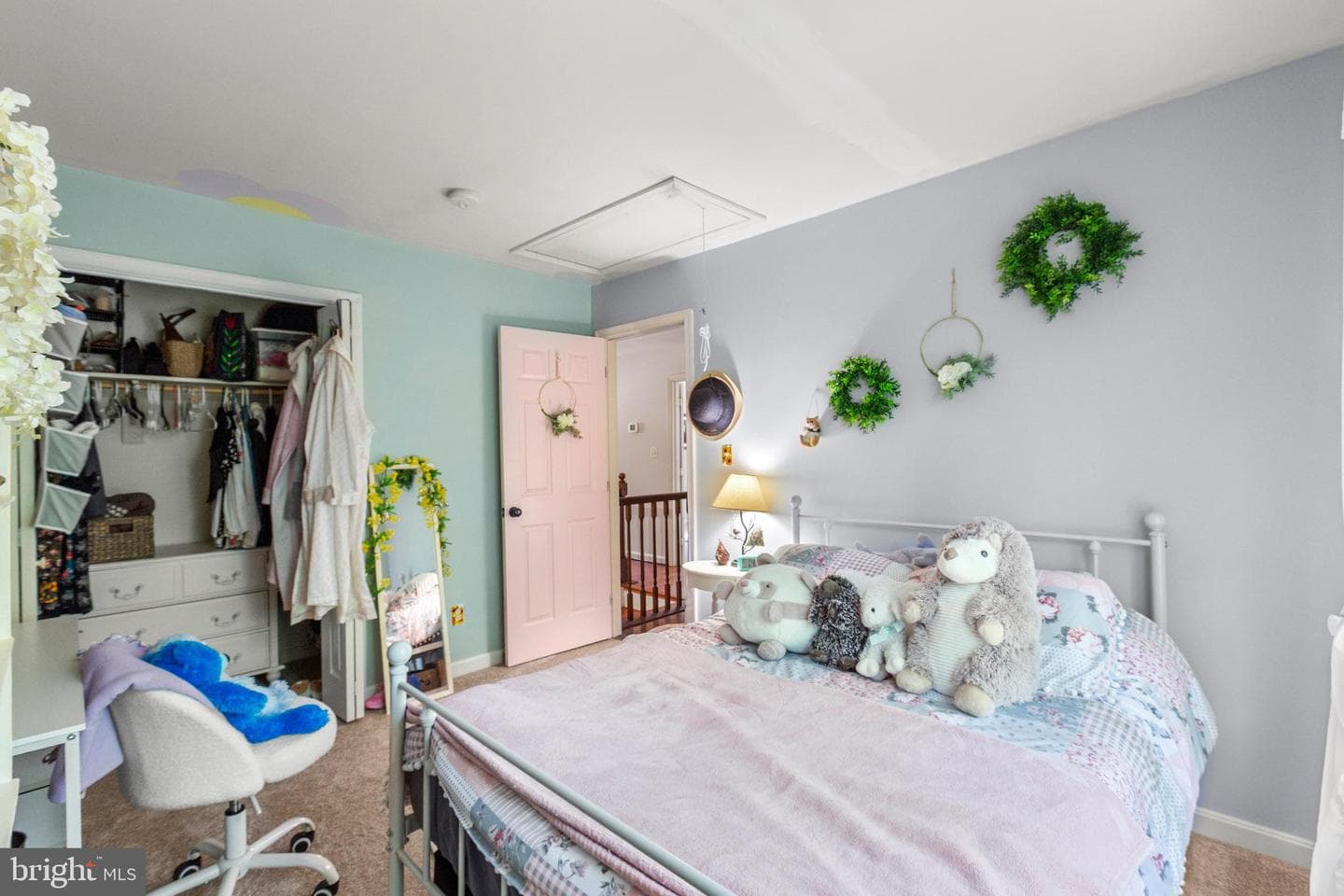 667 San Gabriel Road photo 22