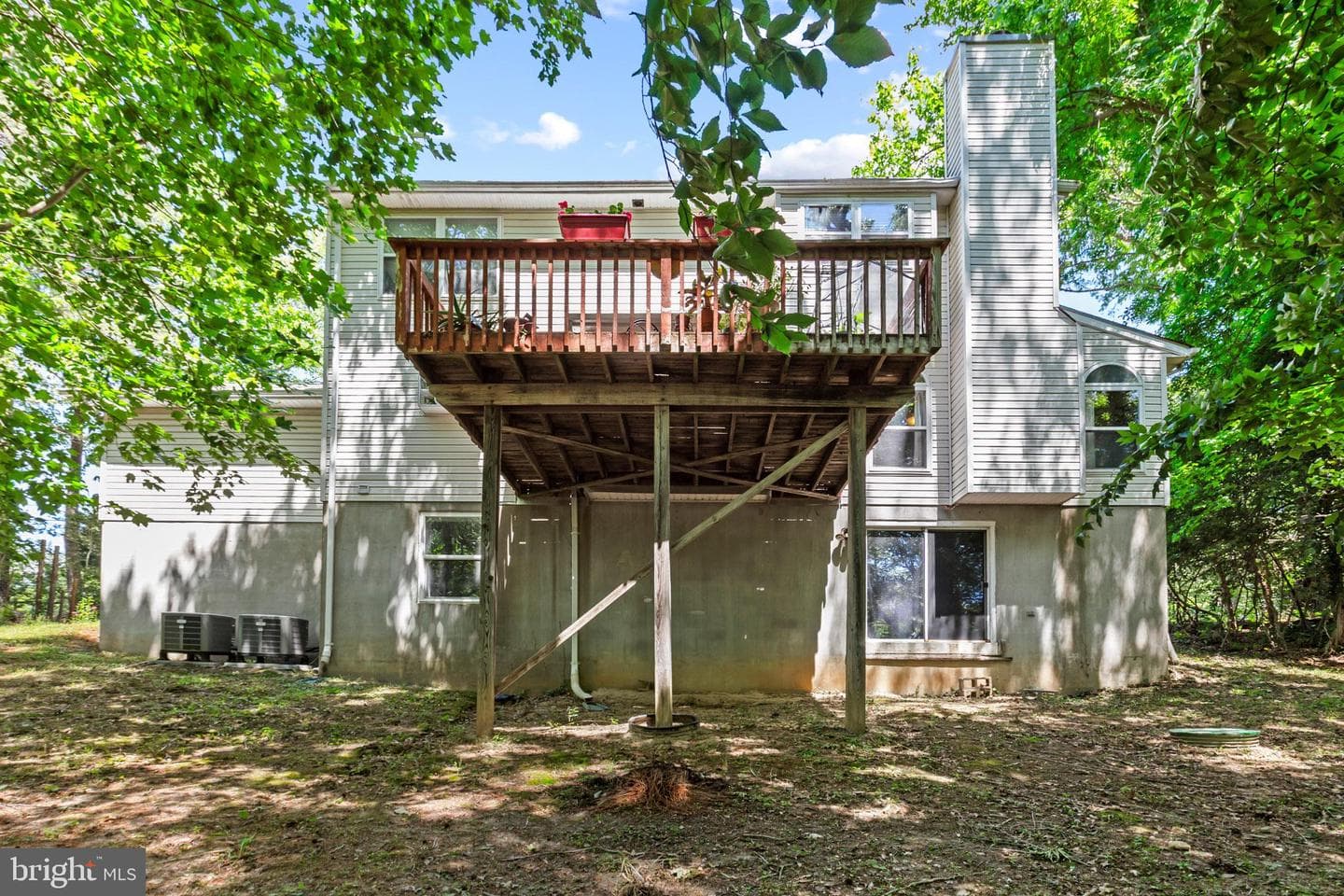 667 San Gabriel Road photo 30