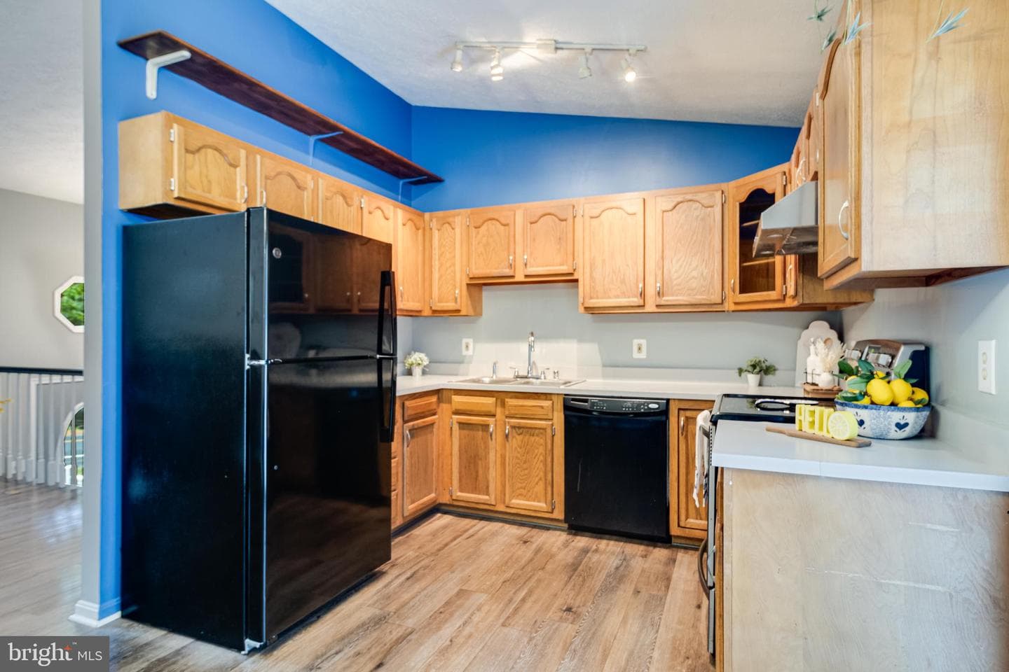 1197 Golden West Way photo 10