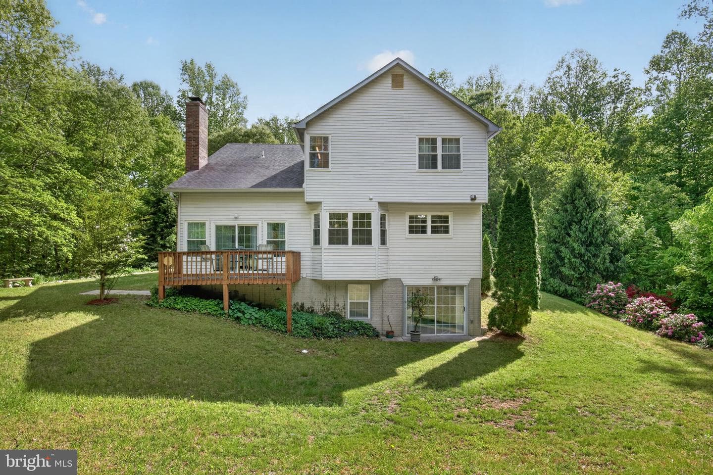 960 Dalrymple Road photo 2