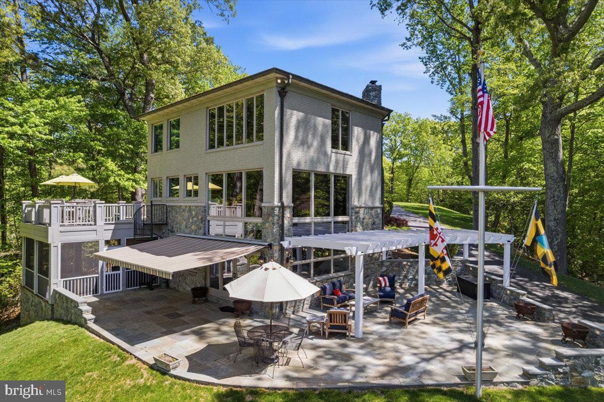 7335 Perry Lane, Lusby