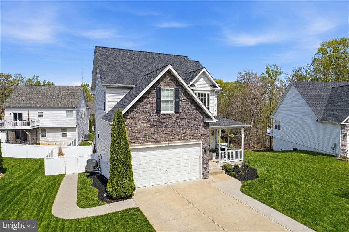 613 Yearling Drive photo 6