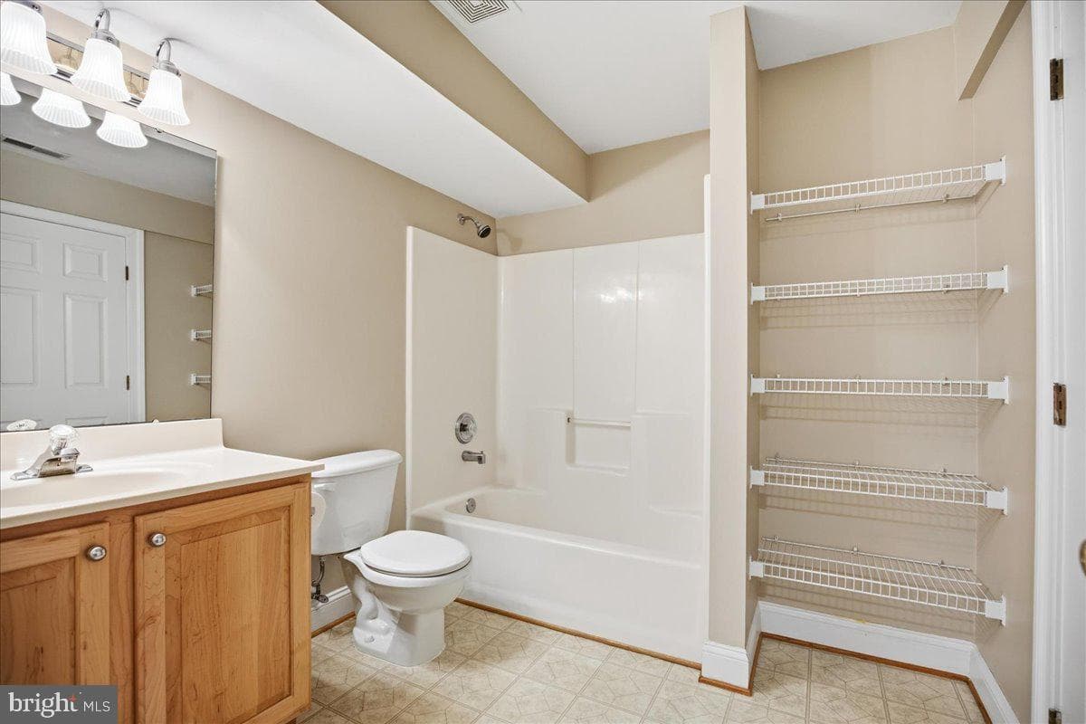 3285 Channel Court photo 103