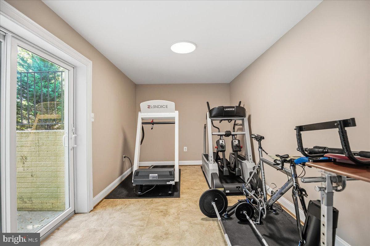 3285 Channel Court photo 107