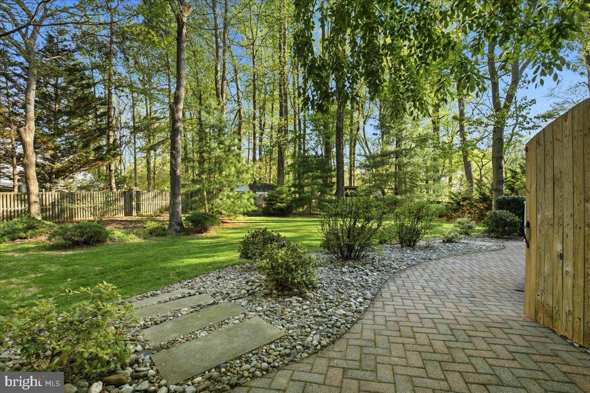 3285 Channel Court photo 117