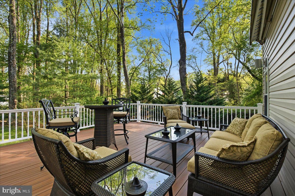 3285 Channel Court photo 129
