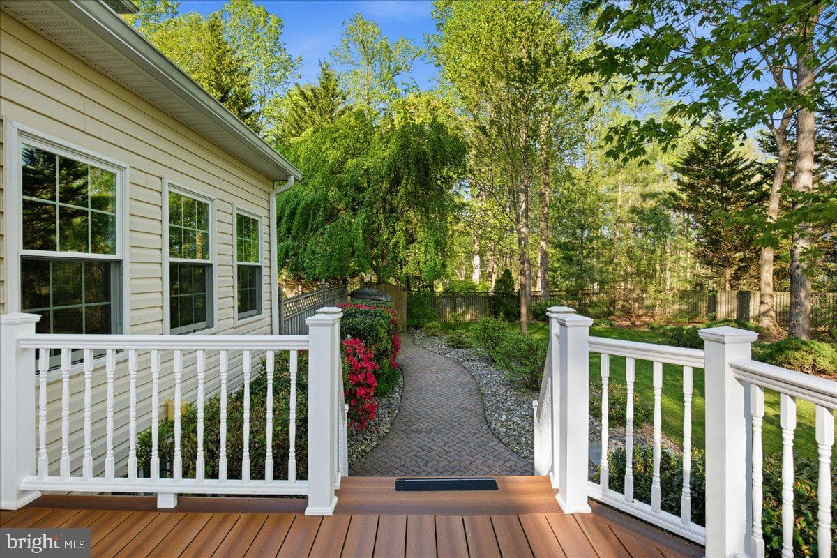 3285 Channel Court photo 133