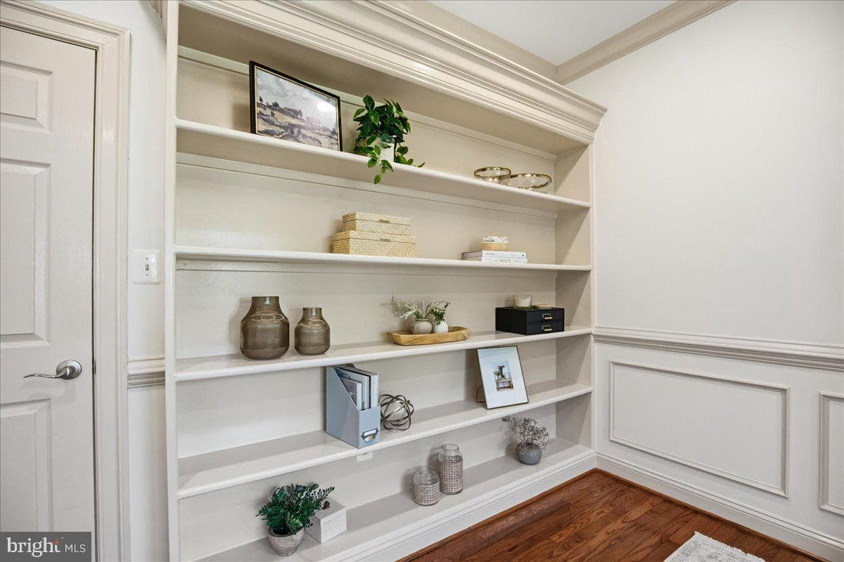 3285 Channel Court photo 16
