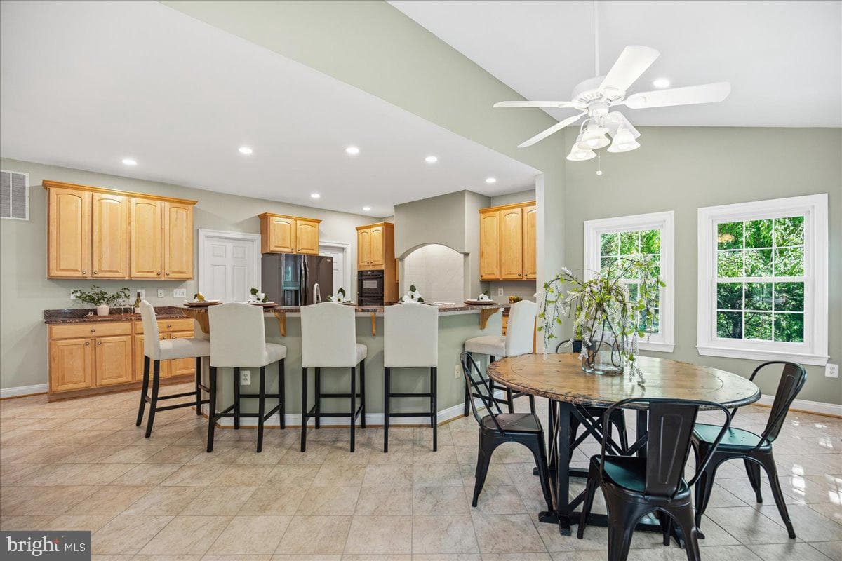 3285 Channel Court photo 34