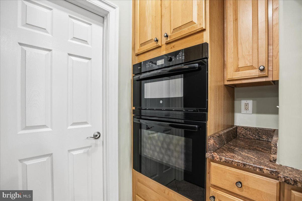 3285 Channel Court photo 40