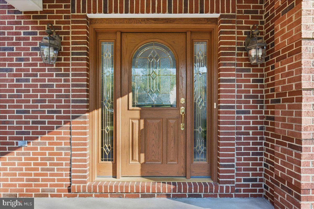 3285 Channel Court photo 7