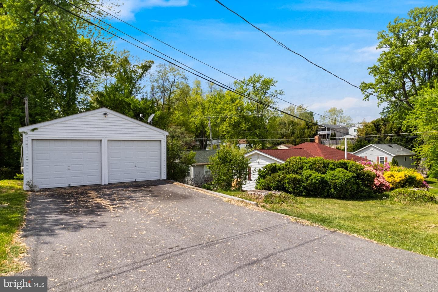 3925 Old Bayside photo 2