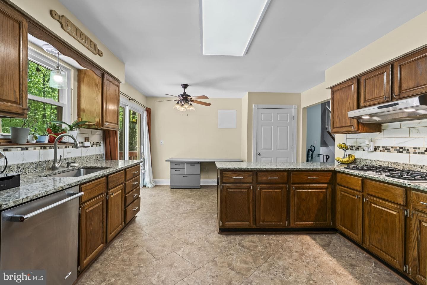 6311 Deerbrooke Court photo 14