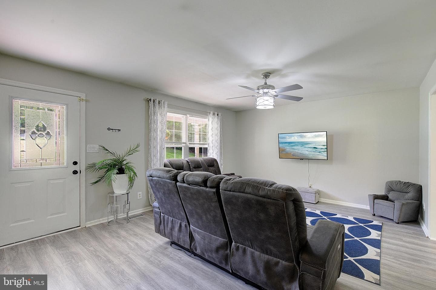 12486 Coyote Court photo 9