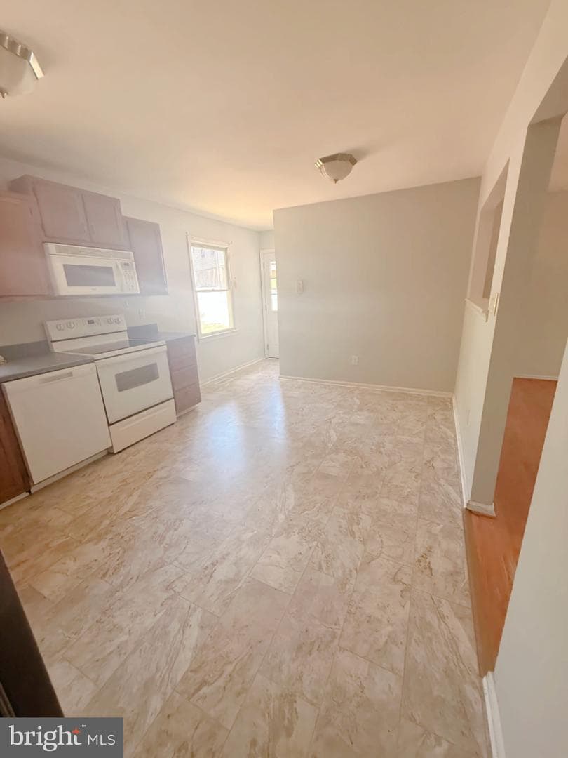 434 Grover Lane photo 4
