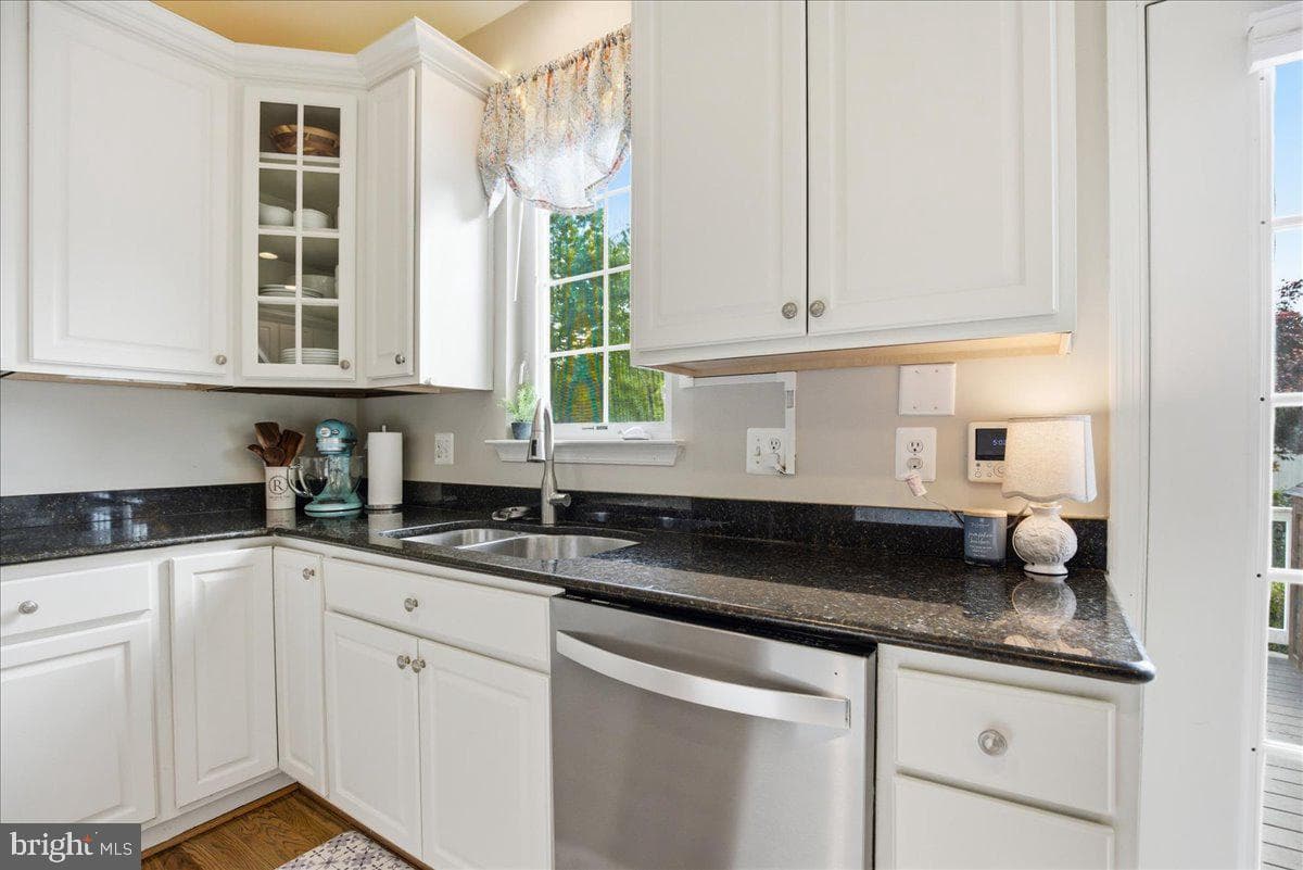 115 Thoroughbred Drive photo 17