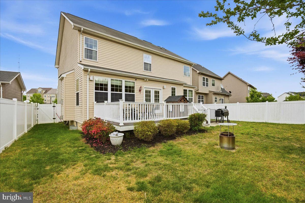 115 Thoroughbred Drive photo 44