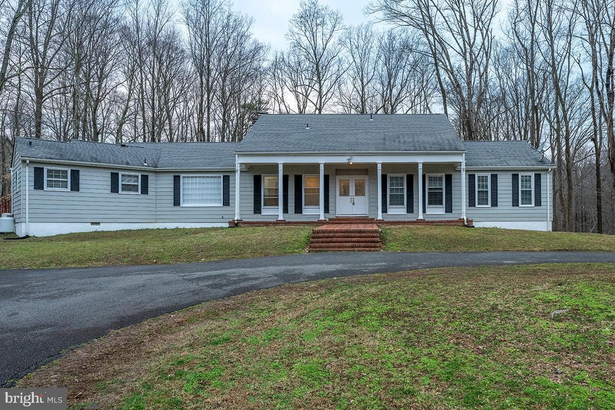 5035 Timberwood Trail photo 3