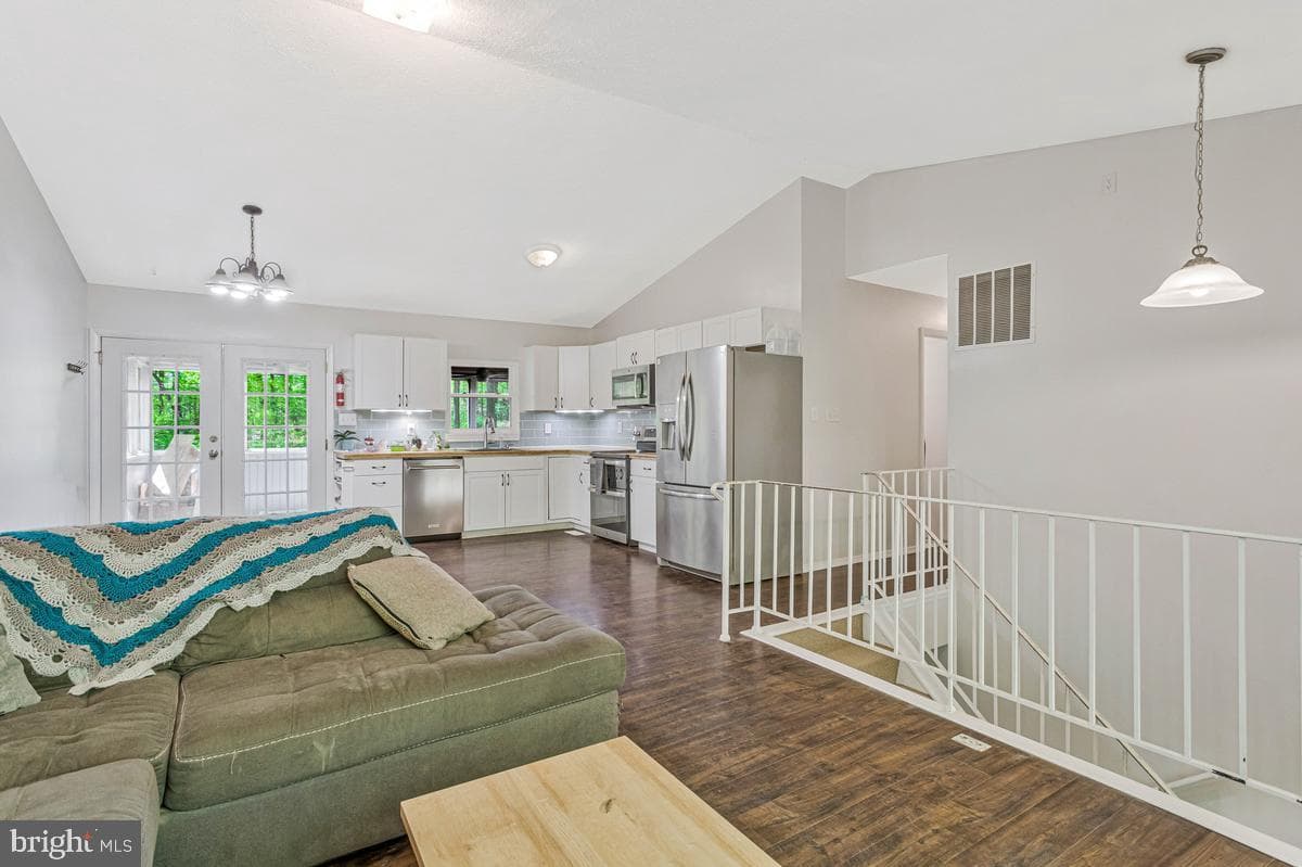 5030 Sunnyhills Drive photo 6