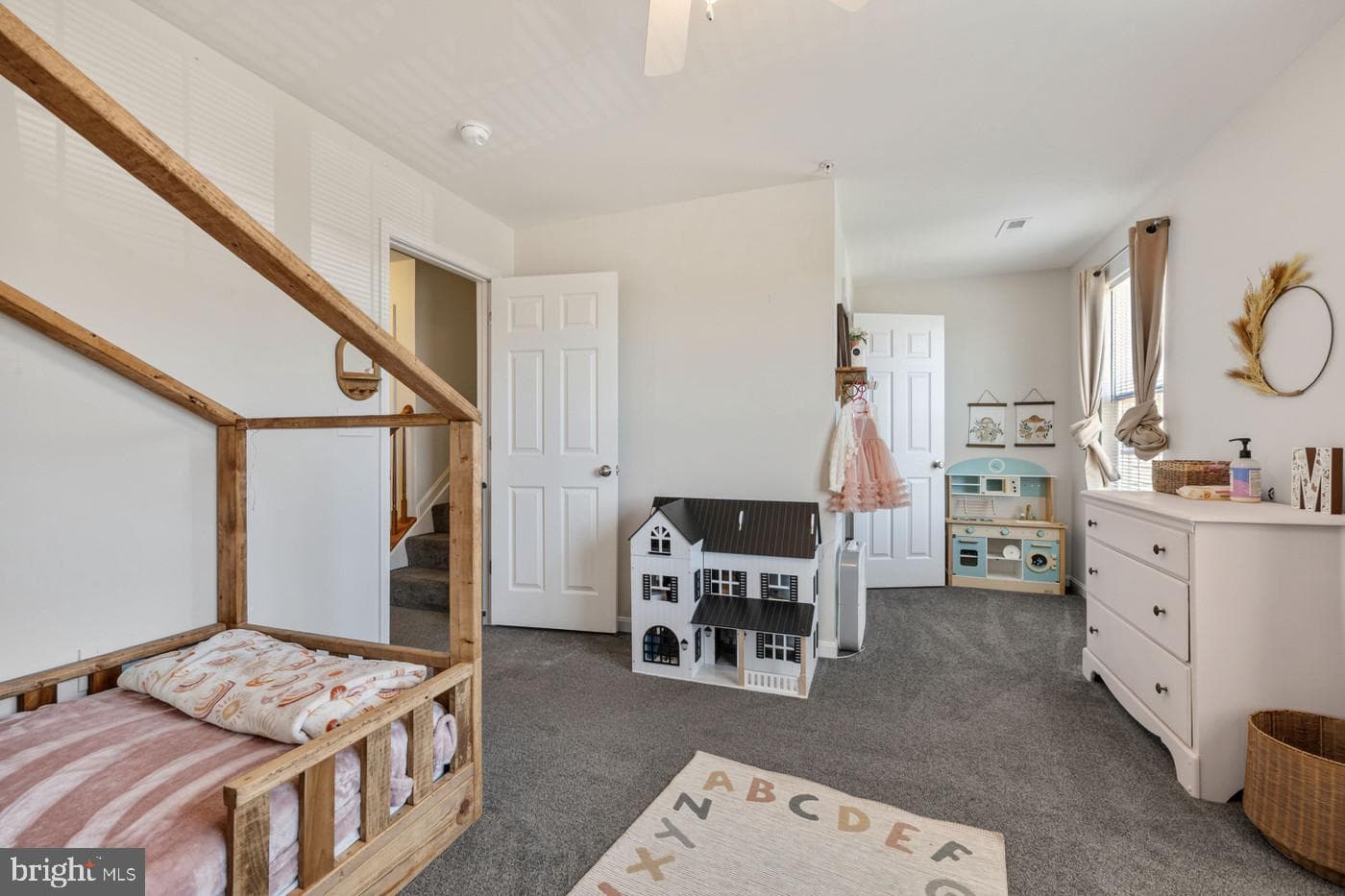 121 Polo Way photo 28