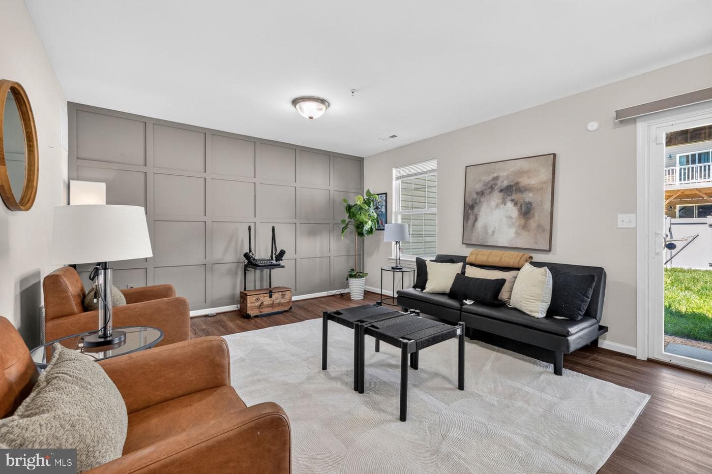 121 Polo Way photo 6