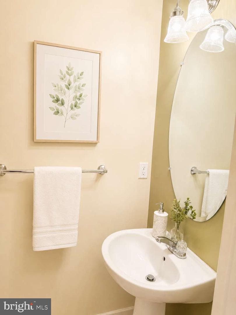 629 Ruxton Road #74 photo 19