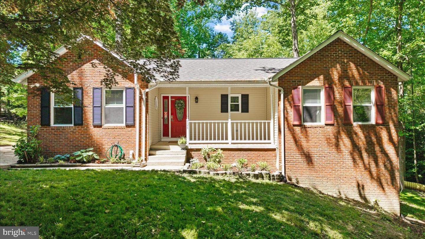526 Dillon Drive photo 2