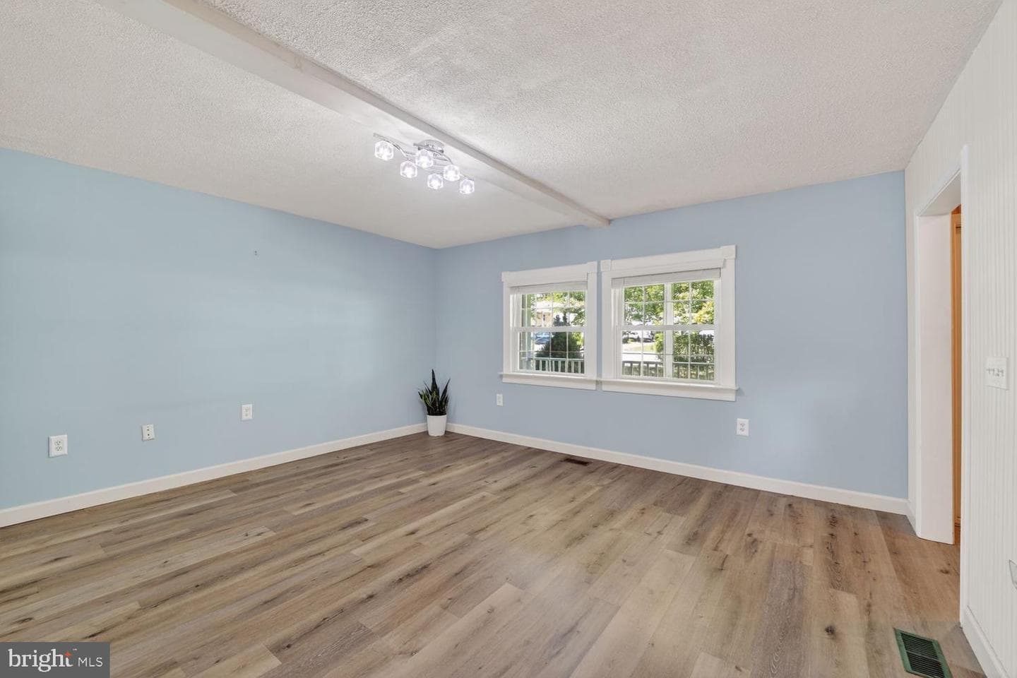 3907 3rd Street photo 10