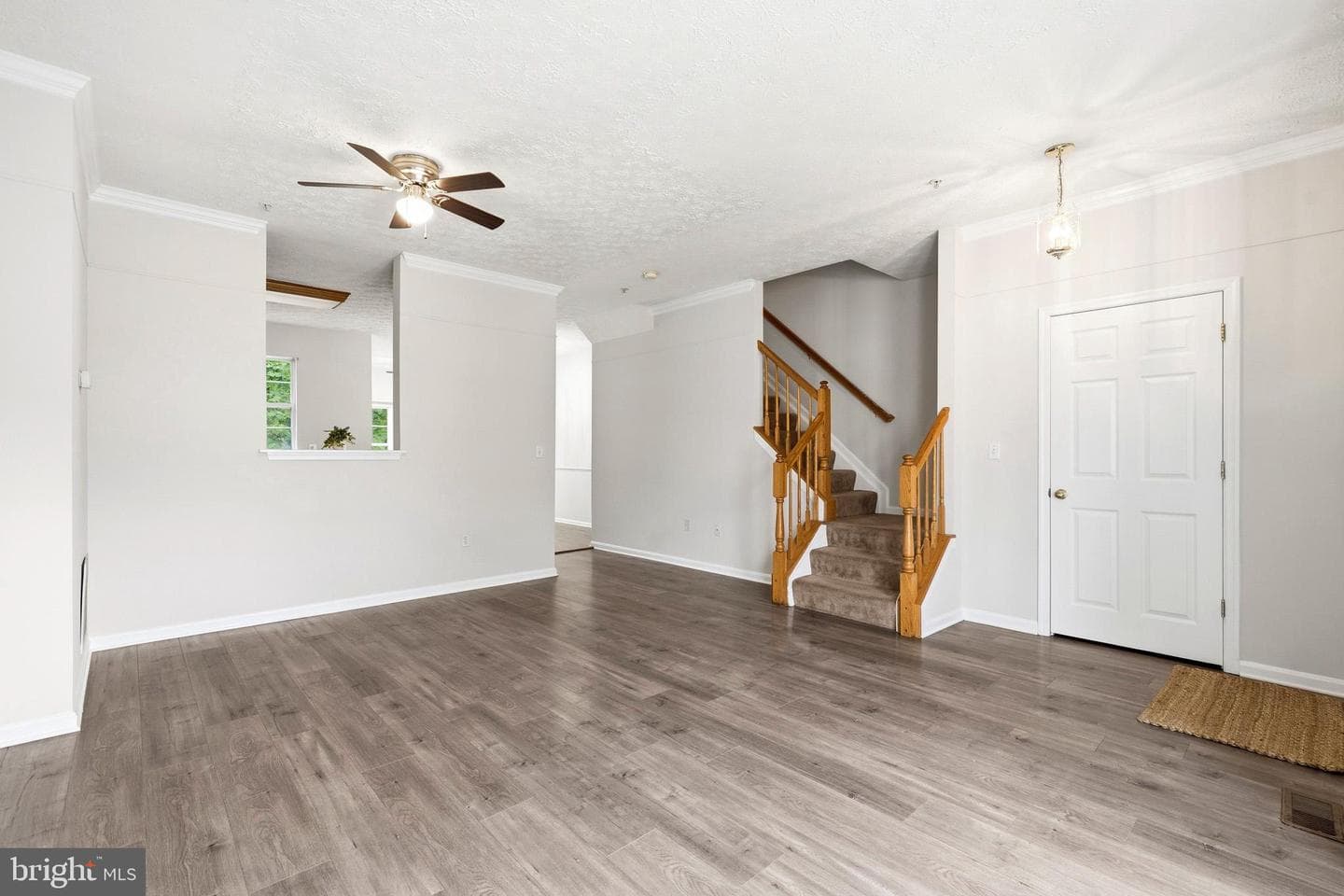 3332 Silverton Lane photo 6