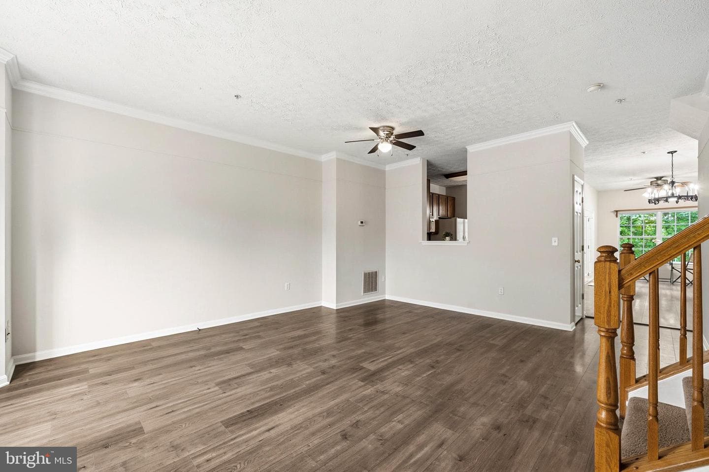 3332 Silverton Lane photo 7