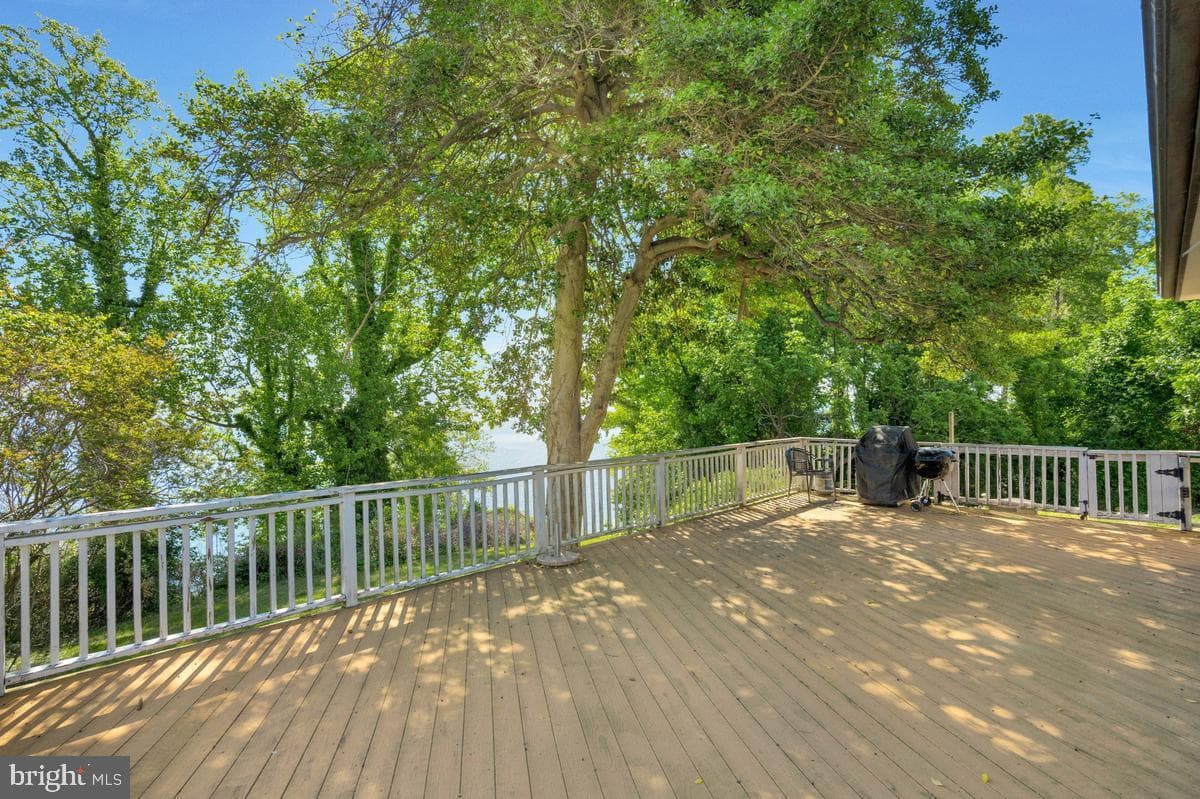 3713 & 3711 Bayview Drive photo 43