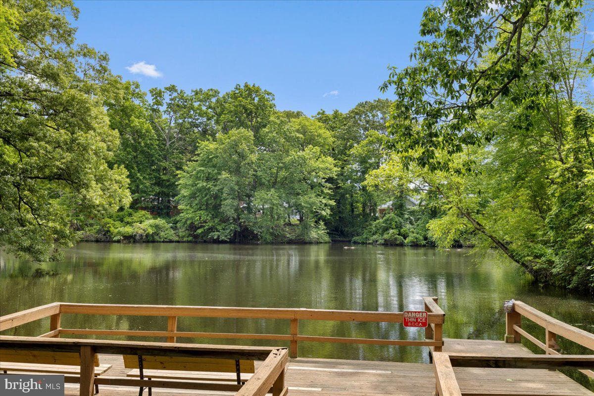3901 Lakeside Ct photo 96