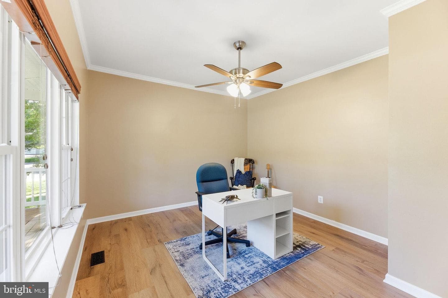 1824 Oriole Way photo 34