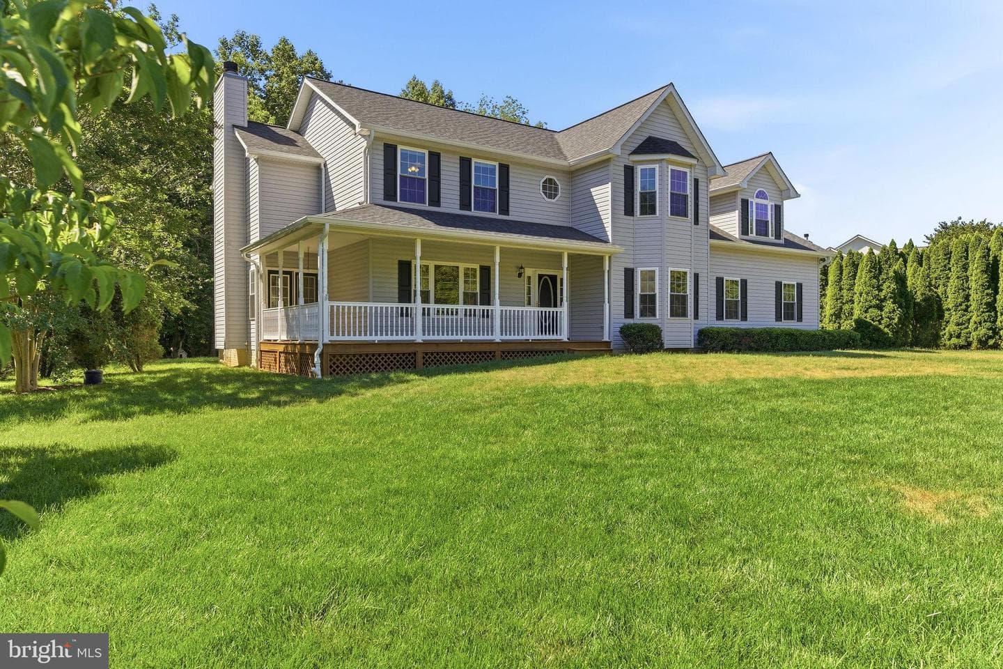1824 Oriole Way photo 4