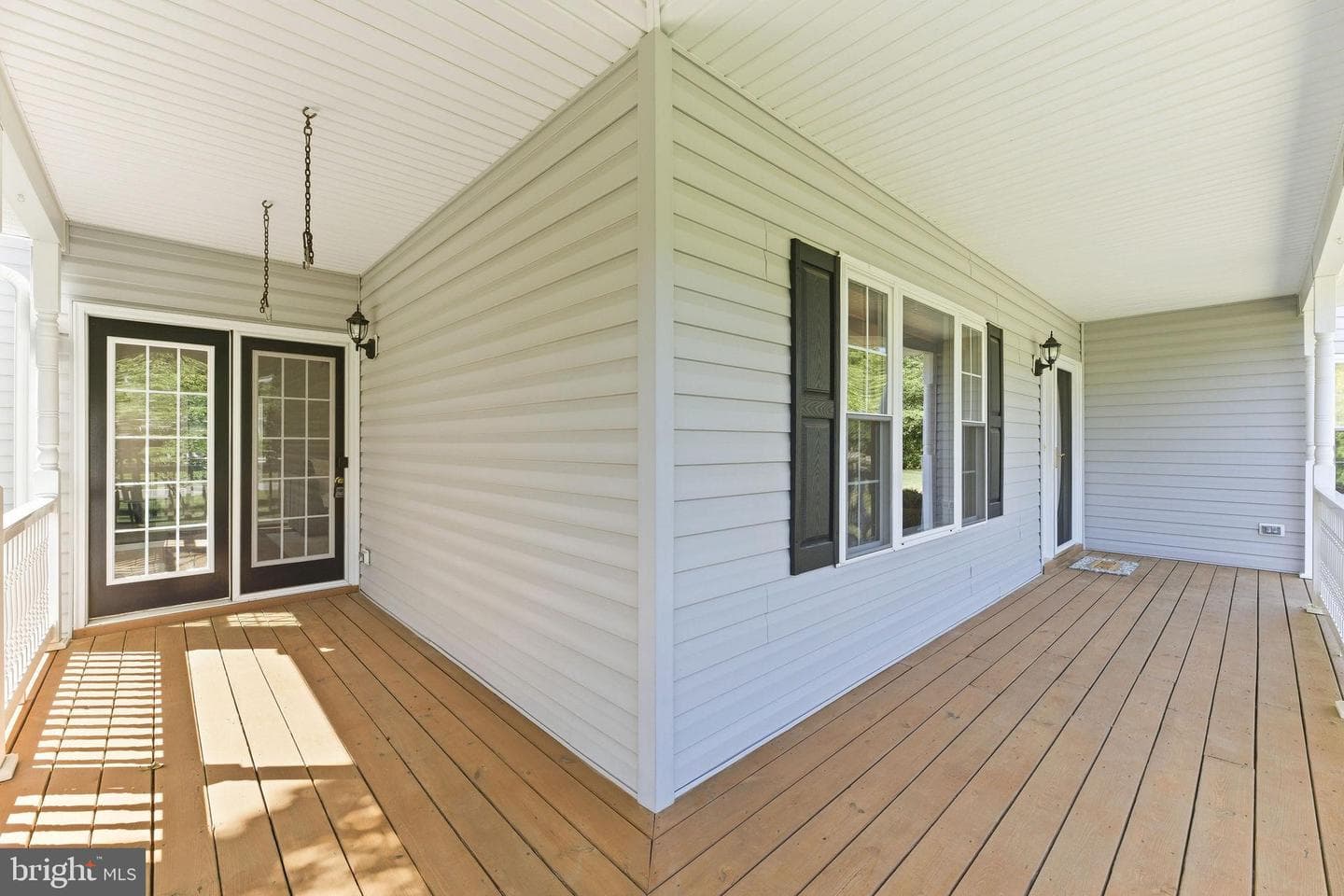 1824 Oriole Way photo 6