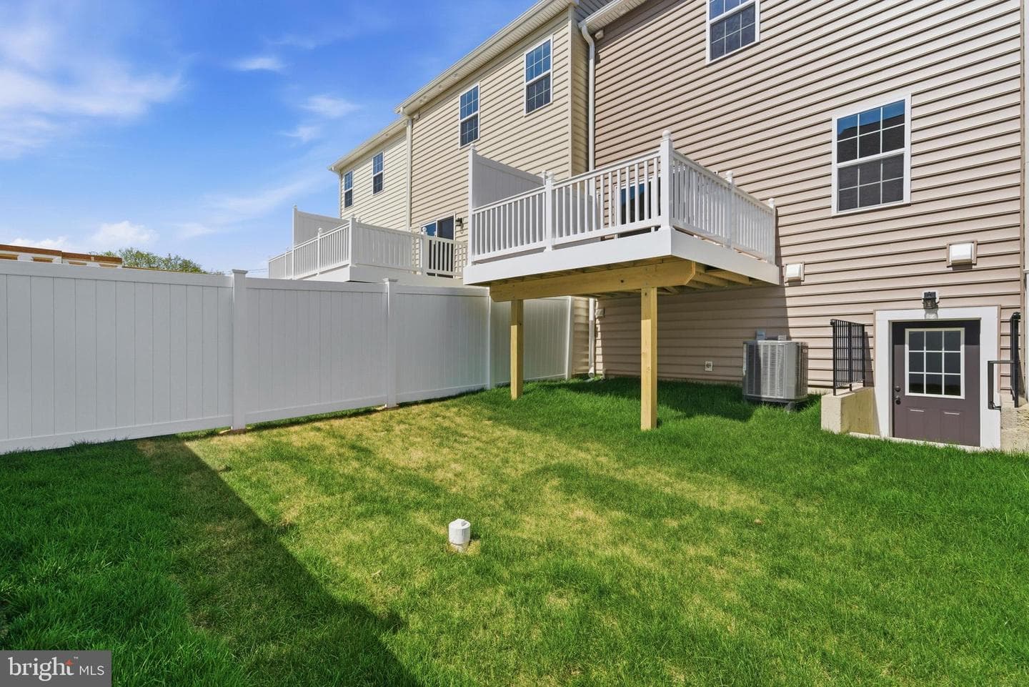 108 Potomac Court photo 2
