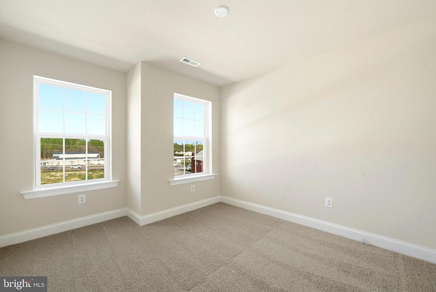 108 Potomac Court photo 32