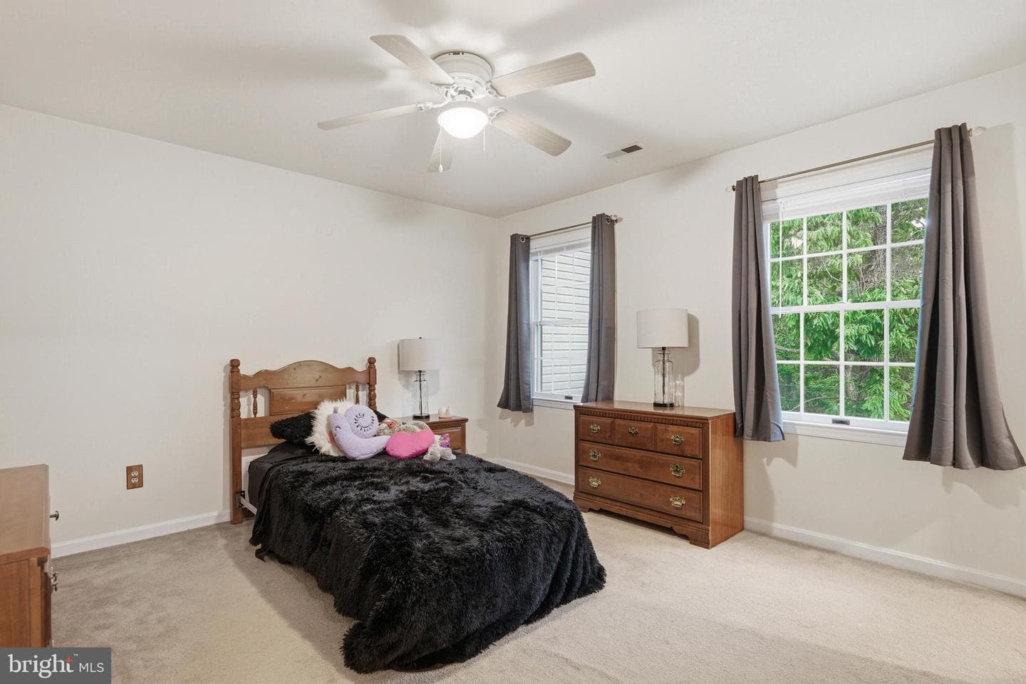 23 Gray Inn Court photo 41