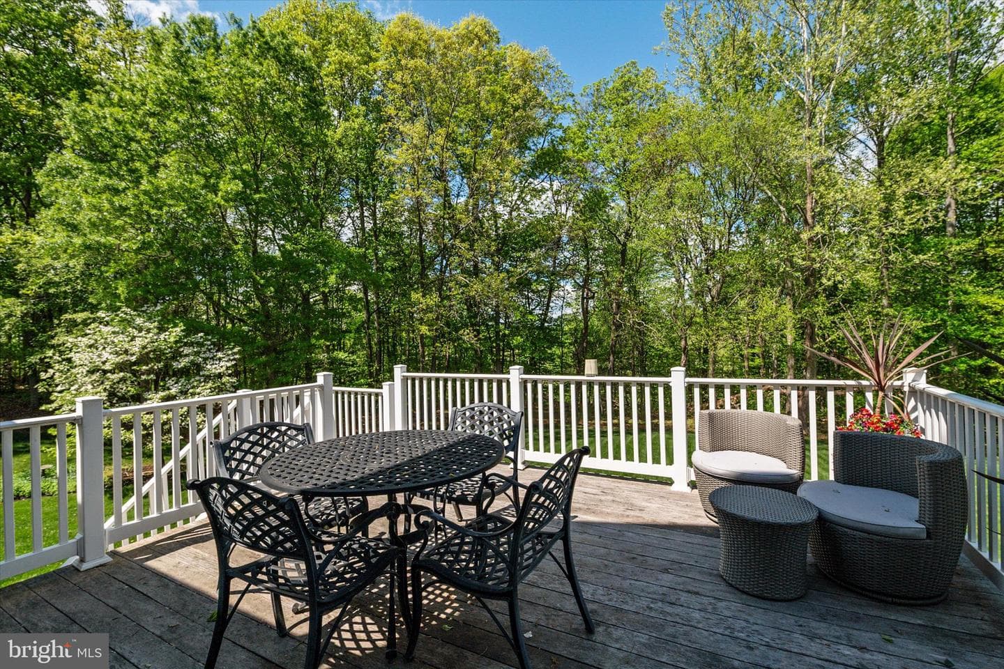 3740 Larkview Court photo 93