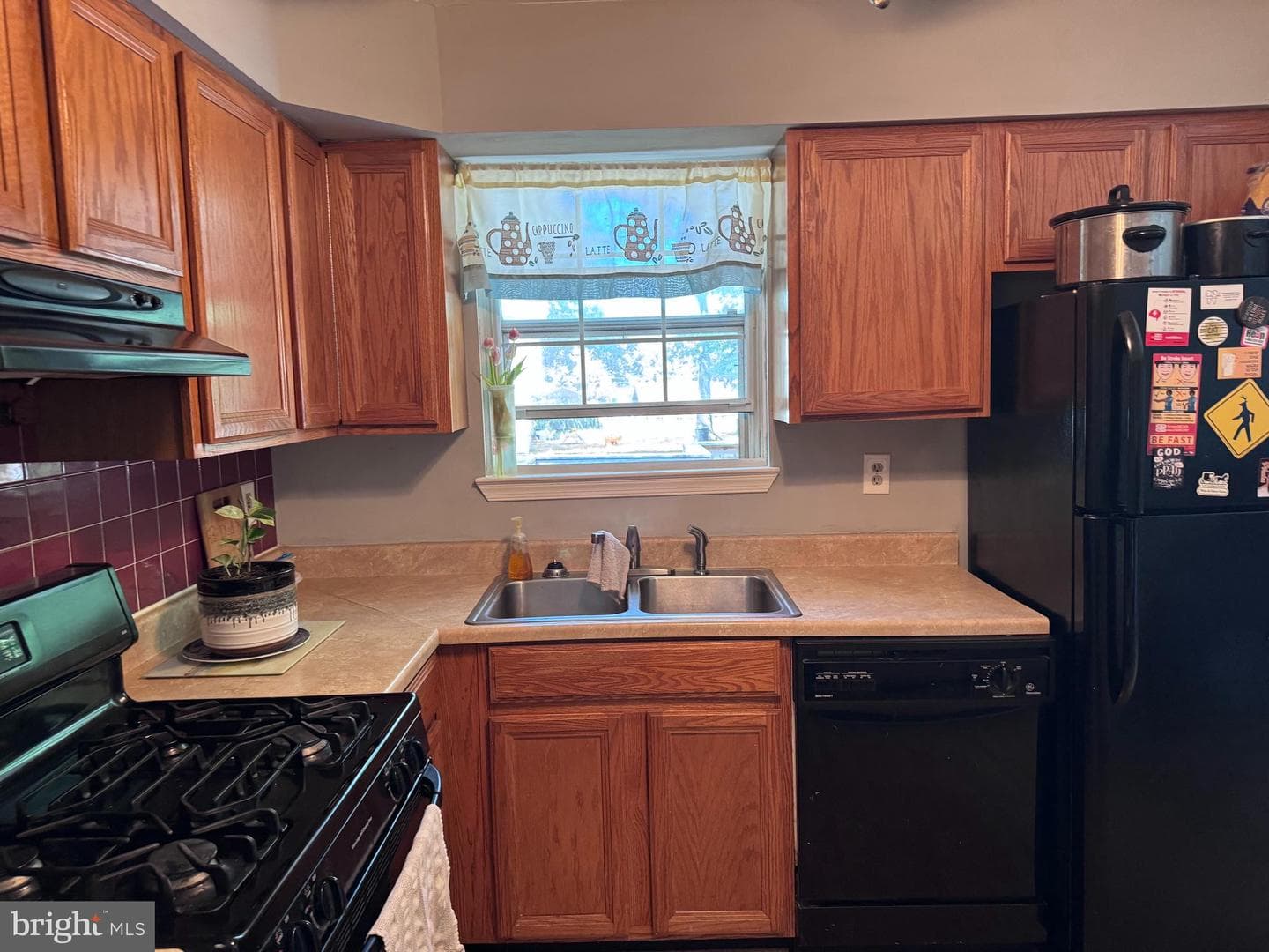 561 White Sands Drive photo 6