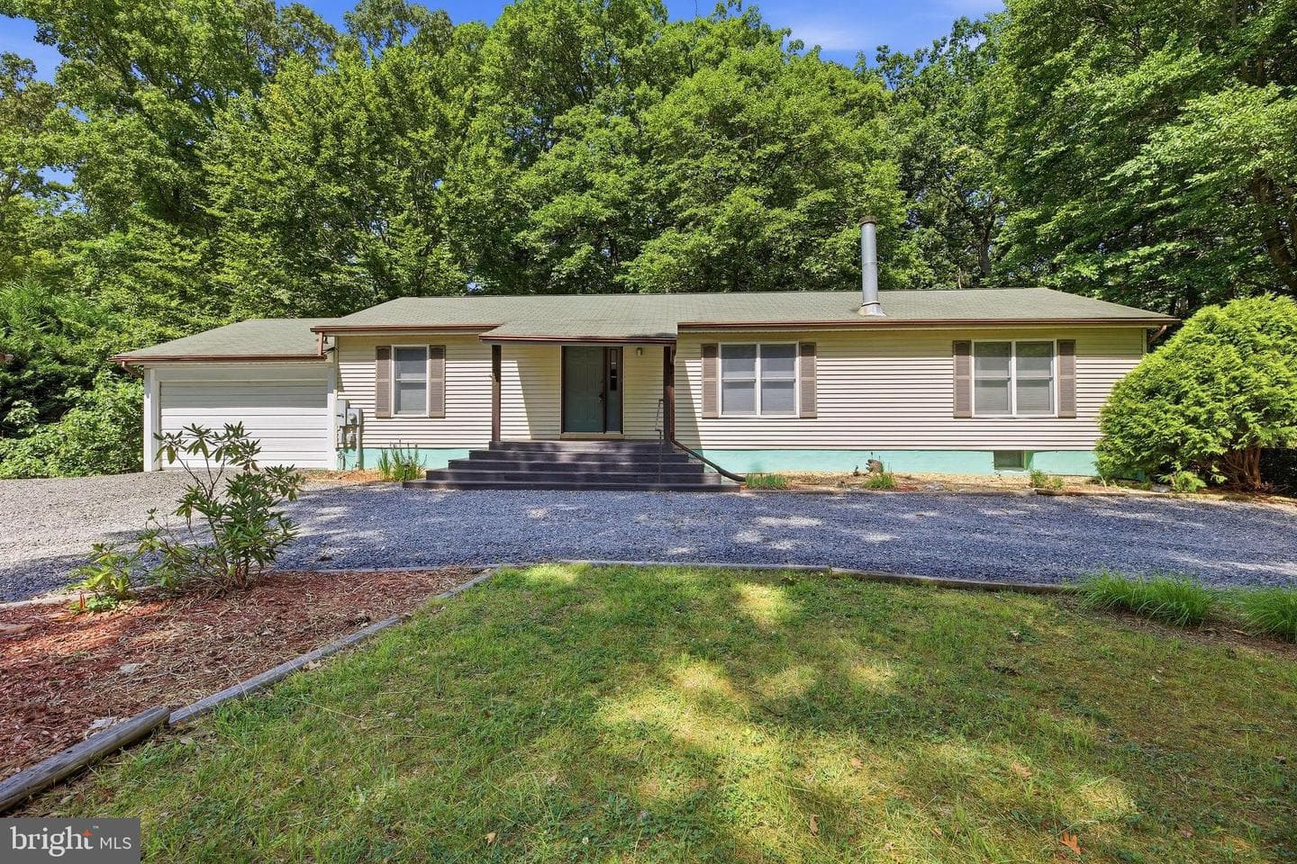 491 Redwood Lane, Lusby
