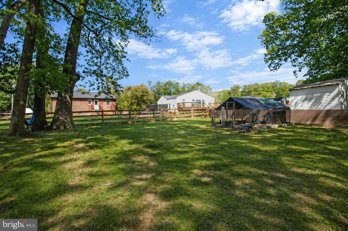 24 Robshire Manor Road photo 42