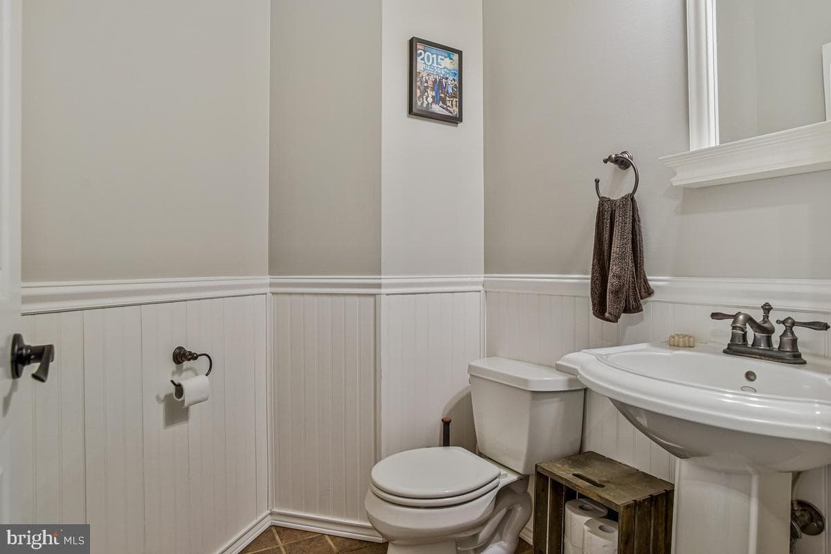 445 Cross Creek Drive photo 23