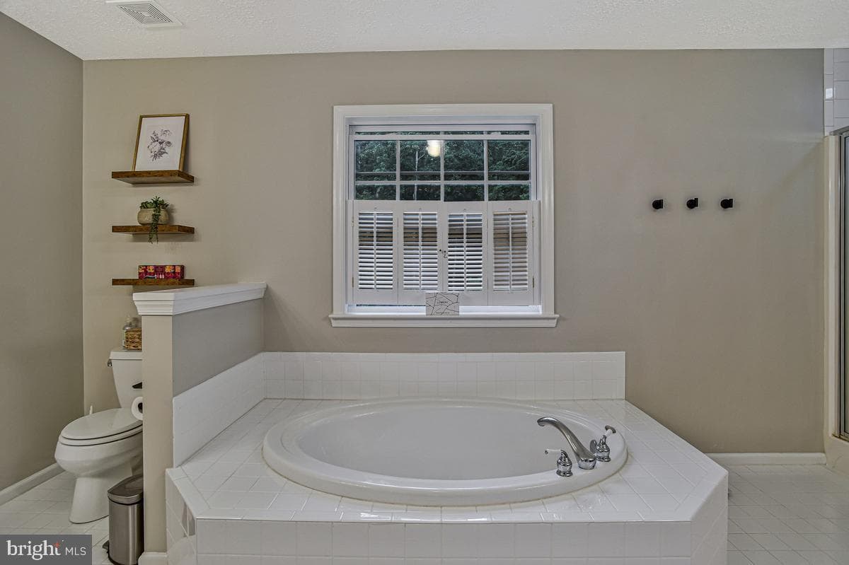 445 Cross Creek Drive photo 27
