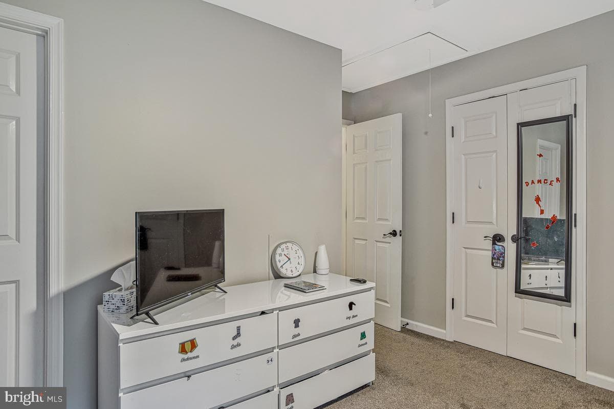 445 Cross Creek Drive photo 32